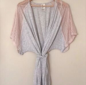 H&M Gray Kimono Style Robe Size Small